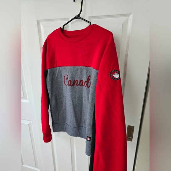 Canada sweater - Picture 4 of 6